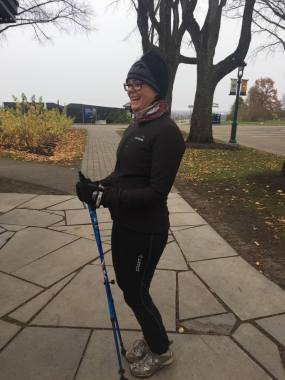 Marche nordique_mimi sourire