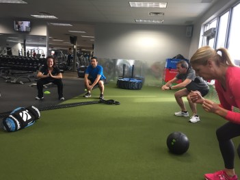 Jean Jeanne et 2 autres squat