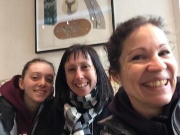 Yoga neige selfie 3 filles